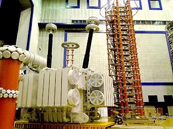 «ЭЛЕКТРОЗАВОД» испытал автотрансформатор сверхвысокого класса напряжения