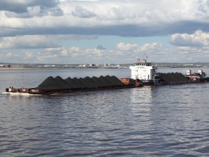 В Якутии отгрузили первые партии топлива в навигацию