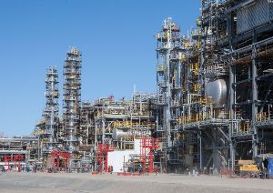 Мощность крупнейшего в России комплекса глубокой переработки вакуумного газойля составит 3,5 млн тонн в год