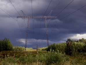 «Кировэнерго» защищает подстанции и ЛЭП от грозы с помощью современного оборудования