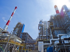 «Газпром нефтехим Салават» увеличил на четверть выпуск дизтоплива