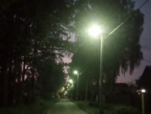 «Ленсвет» подключил к электроснабжению уличное освещение территории Нововесь
