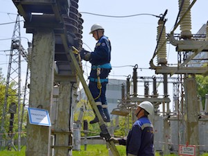 «Приморские электрические сети» отремонтировали более 400 км ЛЭП с начала 2020 года