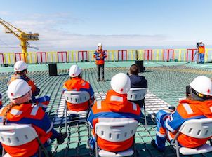 Ледокол «Андрей Вилькицкий» стал площадкой для молодежной сессии по теме освоения Арктики