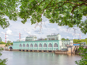 Волховская ГЭС поставит «зеленую» энергию для заводов компании AB InBev Efes