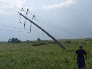 Ураган в Башкирии повредил три опоры ЛЭП 110 кВ «Бекетово – Карламан-тяга, 1, 2 цепь»
