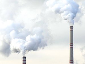 Госдума приняла закон о квотах на вредные выбросы