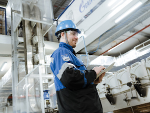 «Газпром нефть» расширит поставки высокотехнологичных битумов и масел в Волгоградскую область