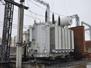 «Кировэнерго» установило новый трансформатор на подстанции 110 кВ «Чижи»