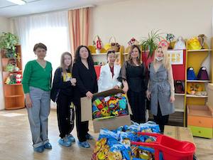 Воспитанники двух детских домов в Якутии получили подарки от компании «Колмар»