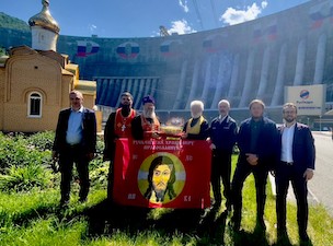 На Саяно-Шушенской ГЭС побывал ковчег с мощами Георгия Победоносца