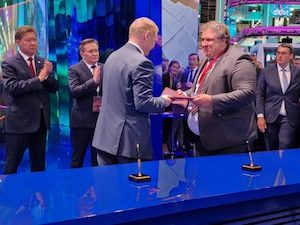«Росатом» и «Газпром» выработают оптимальные решения для транспортировки корпусов плавучих энергоблоков