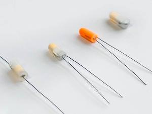 «Росэлектроника» запустила серийное производство сверхминиатюрных светодиодных ламп