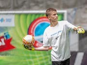 Омский НПЗ помог воспитанникам интернатов попробовать силы в футболе