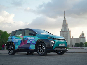 Российский электромобиль «Атом» отправится в арктическую экспедицию на атомном ледоколе