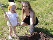 «Роснефть» организовала в Уфе экологический фестиваль «Дерево памяти»