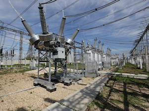 МЭС Сибири отремонтируют коммутационное оборудование на семи ключевых подстанциях Омской области