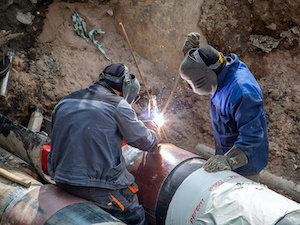 В Санкт-Петербурге подготовят к отопительному сезону 7500 км теплосетей