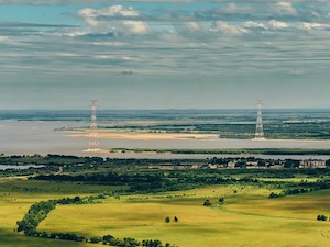 МЭС Востока проверили состояние крупнейшего высоковольтного спецперехода в Хабаровском крае
