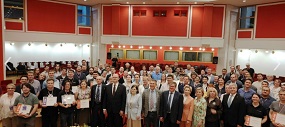 В Академии наук наградили лучших учителей физики