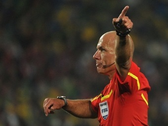 Назначен арбитр финального матча ЧМ-2010