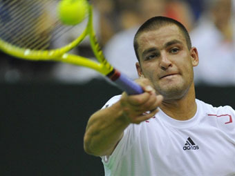 Сборная России потеряла две позиции в рейтинге Кубка Дэвиса