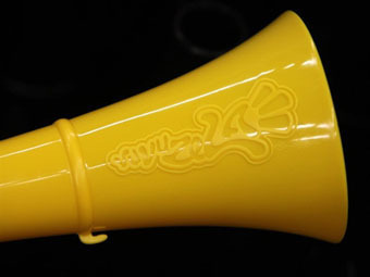 Английский футбольный клуб запретил болельщикам вувузелы