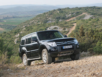 В России начались продажи самого доступного Mitsubishi Pajero