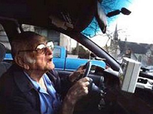 80-летним могут запретить ездить за рулем