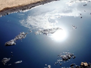 Разлив нефтепродуктов на реке Ангара ликвидирован