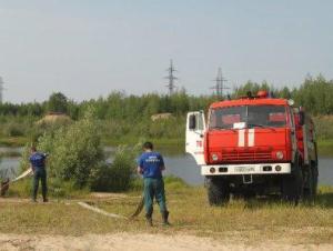 Пожарные и нефтяники Мегиона устранили условный разлив нефтепродуктов на Ватинском месторождении