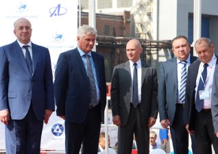 На Балтийском заводе заложен второй серийный атомный ледокол проекта 22220