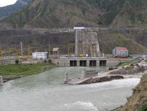 Ирганайская ГЭС переходит на новый режим работы для безопасного попуска паводка