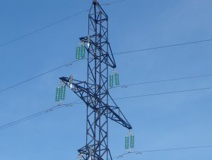 «Нижневартовские электрические сети» установили ограничители перенапряжений на трех ЛЭП 110 кВ