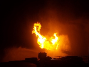 ППБУ «Полярная звезда» переходит на новую точку бурения