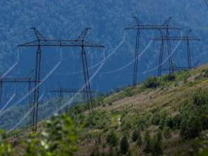 ФСК ЕЭС заменит 21 500 изоляторов на ЛЭП Сибири