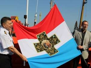 Атомный ледокол «50 лет Победы» доставит на Северный полюс знамя Славянского хода