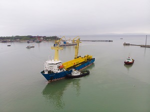 В цех сборки блоков судоверфи «Звезда» поступили новые краны