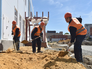 На стройку «Мирный атом» в Озерске прибыли 50 студенческих отрядов из 26 регионов России