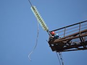 «Россети Юг» демонтировали двухцепную ЛЭП 110 кВ через реку Бахтемир для прохода плавучего крана