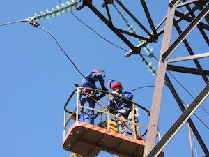 «Ивэнерго» ЗА ПОЛГОДА отремонтировалО 1 058 км воздушных линий электропередачи