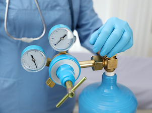 Ростех увеличил производство медицинского кислорода на «Мотовилихе» с 70 до 110 тонн в месяц