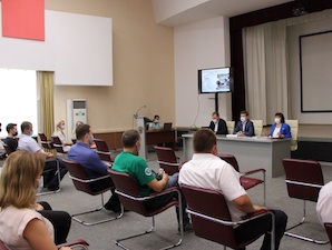 Студенты столичных и кузбасских вузов прошли производственную практику в «СУЭК-Кузбасс»