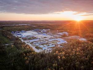 «Газпром нефть» применяет химические методы нефтеотдачи при разработке «трудных» залежей