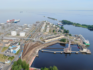 Петербургский нефтяной терминал расширяет мощности
