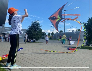 «ГАЗЭКС» организовал для детей сотрудников парад воздушных змеев