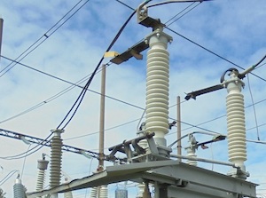 МЭС Урала заменят опорно-стержневую изоляцию на четырех подстанциях 220-500 кВ в Удмуртии