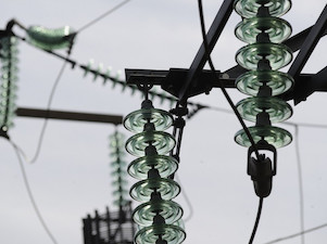 «Адыгейские электрические сети» отремонтировали участок ЛЭП 110 кВ «Центральная – Химзавод-2»