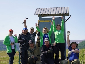 Волонтеры «Газпром добыча Ямбург» обустраивают природный парк «Ингилор»