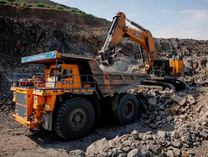 Горняки «Барзасского товарищества» перевыполнили план суточной отгрузки и идут к мировому рекорду